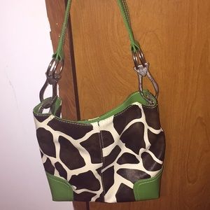 A Women’s Leopard Purse